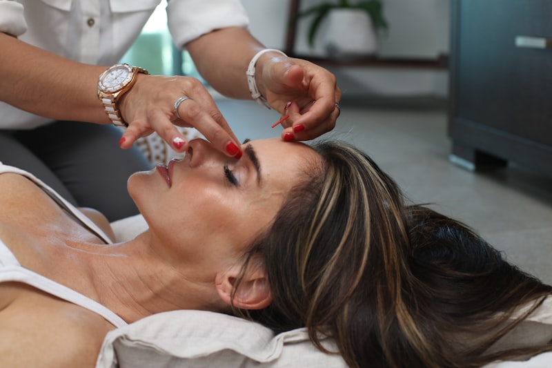 RF Lifting: Non-Surgical Facelift
